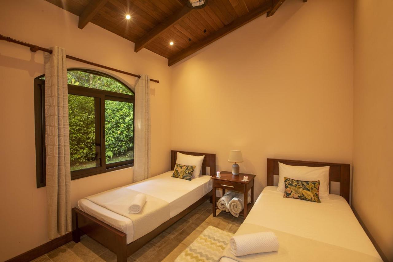 "Hana'S Celeste Retreat" Large Modern Villa Sleeps 6 On 20 Acres Of Nature! بيجاغوا المظهر الخارجي الصورة